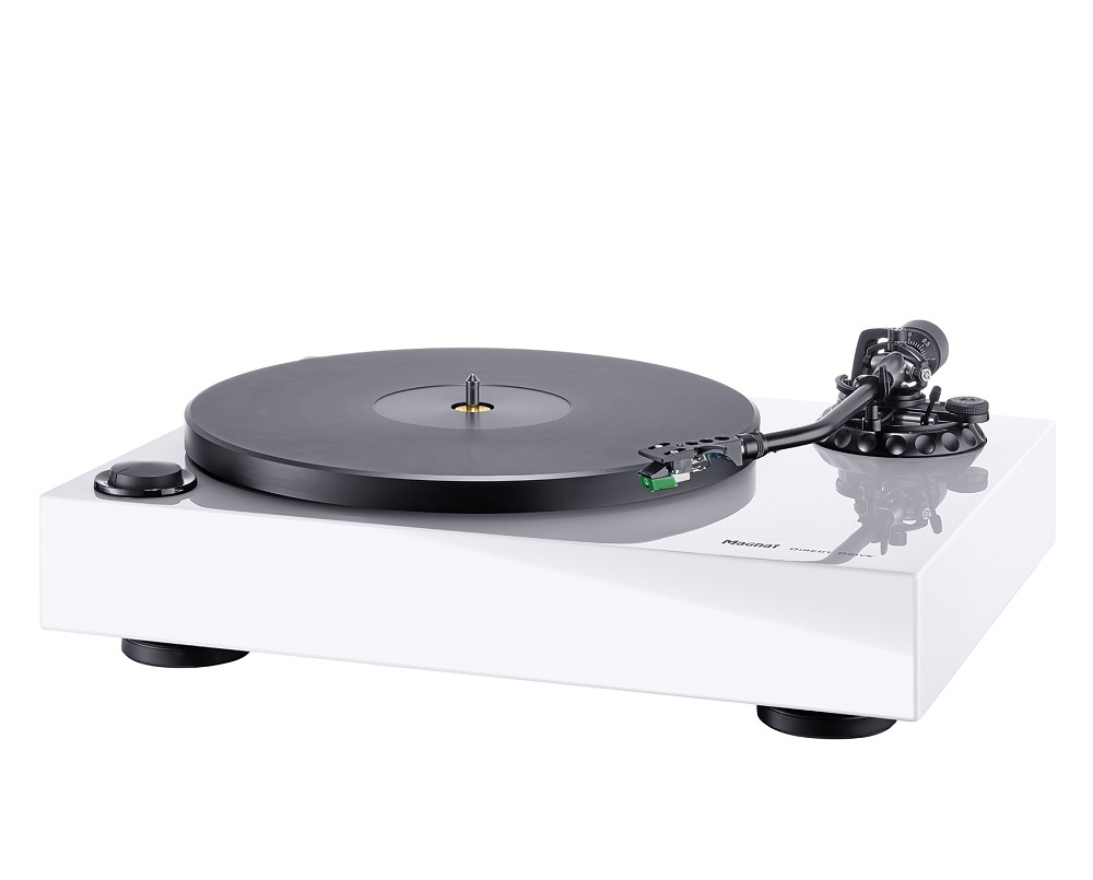 Magnat MTT990 vinylspelare med AT95e-pickup, vit