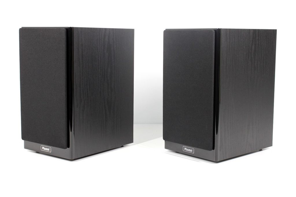 Magnat Signature 503 stativhögtalare, svart par