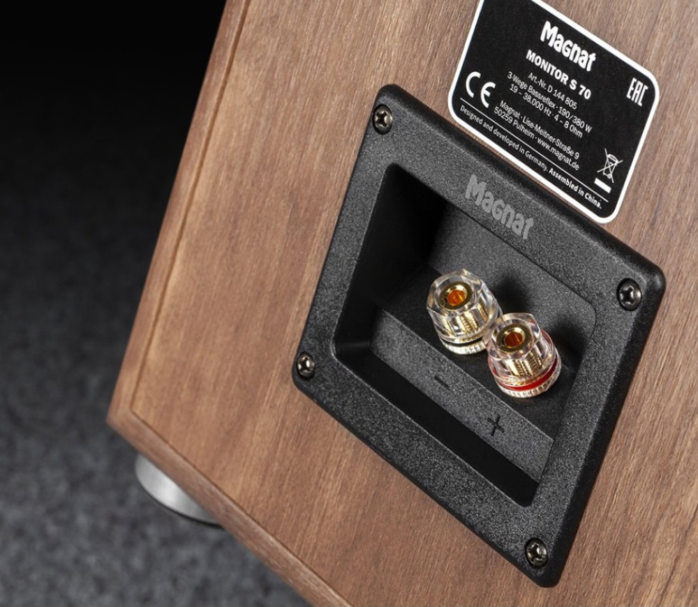 Onkyo TX-8220 & Magnat Monitor S70 Valnöt Stereopaket Golvhögtalare