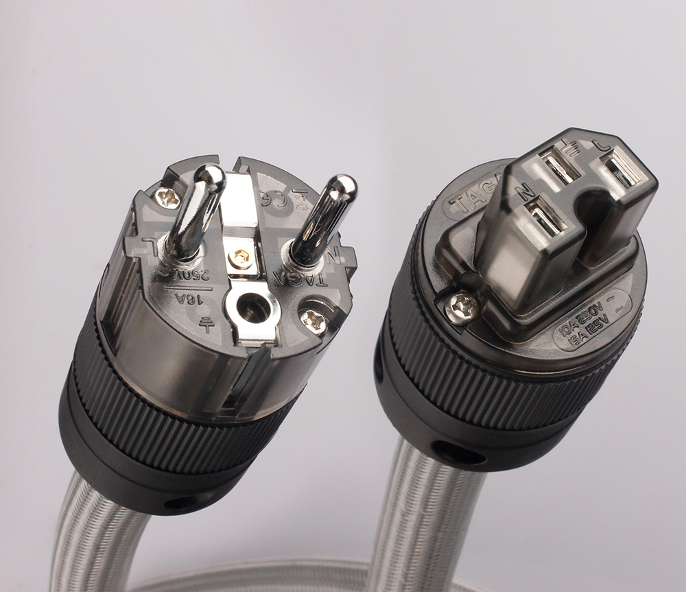 TAGA Harmony STPC-TS strömkabel med C15-kontakt